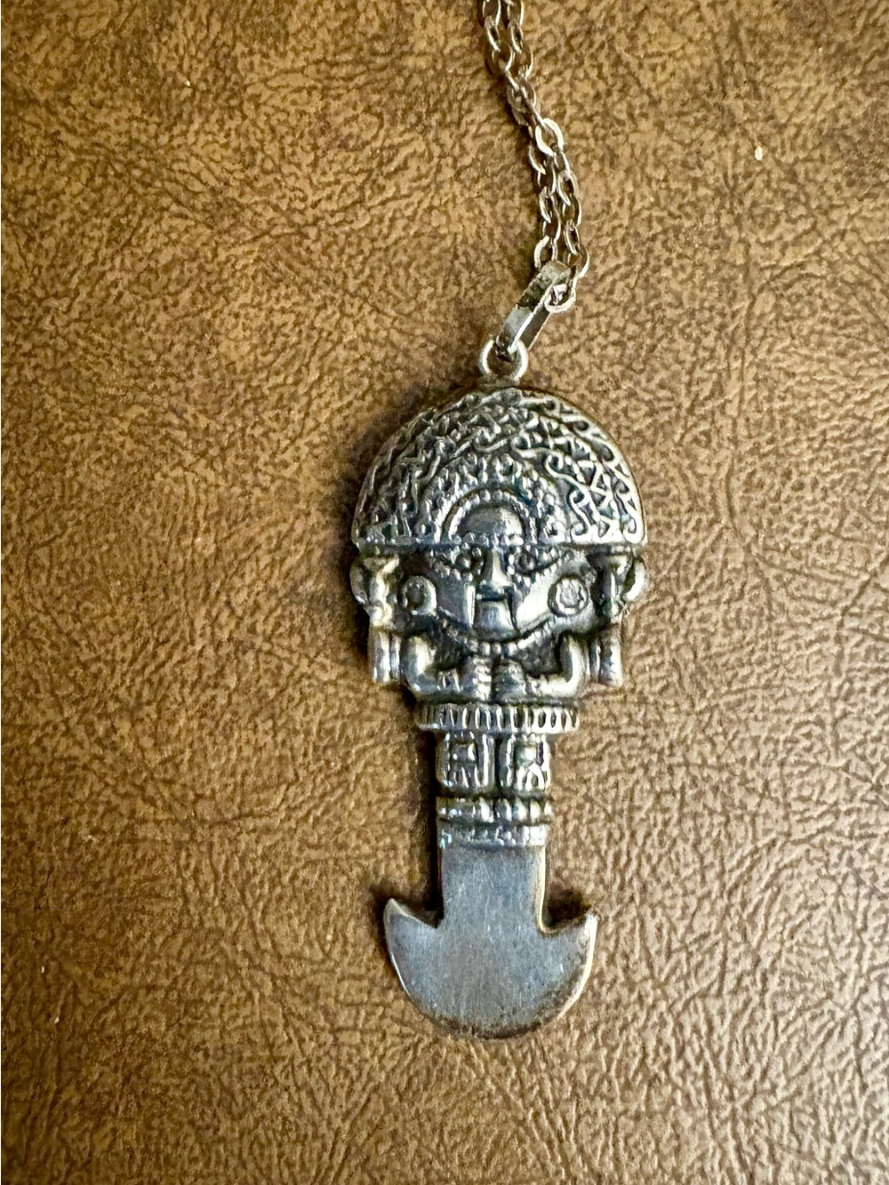 Vintage Peruvian Tumi Pendant in .925 Sterling silver.